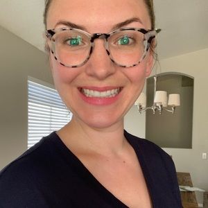 Meet your Posher, Hannah